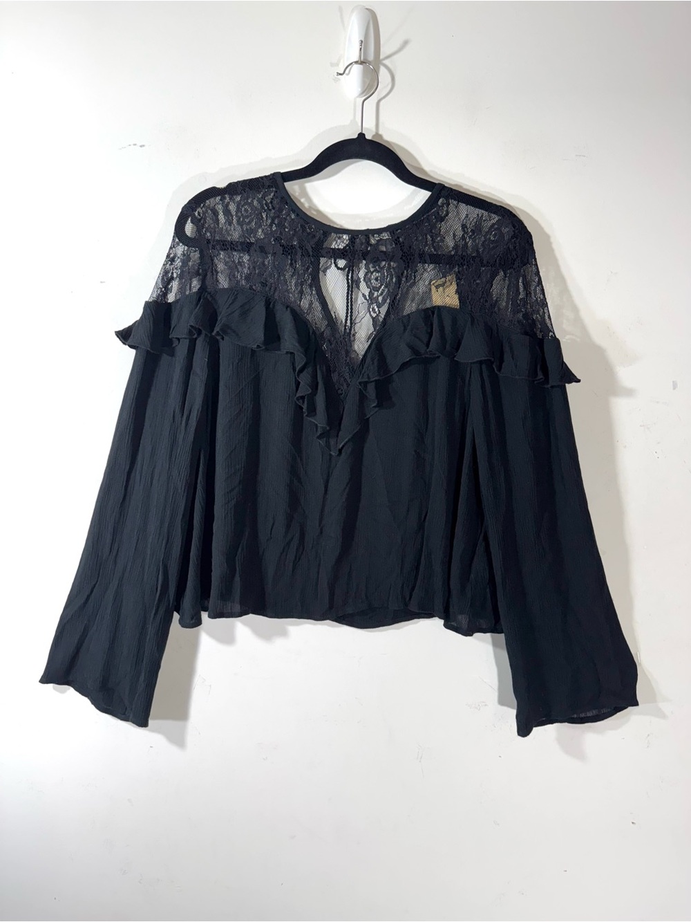 American Eagle Cropped Lace Ruffle Top XL NWT Victorian Whimsigoth